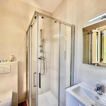 Jardin Bleu-Menton City Center Studio Apartment